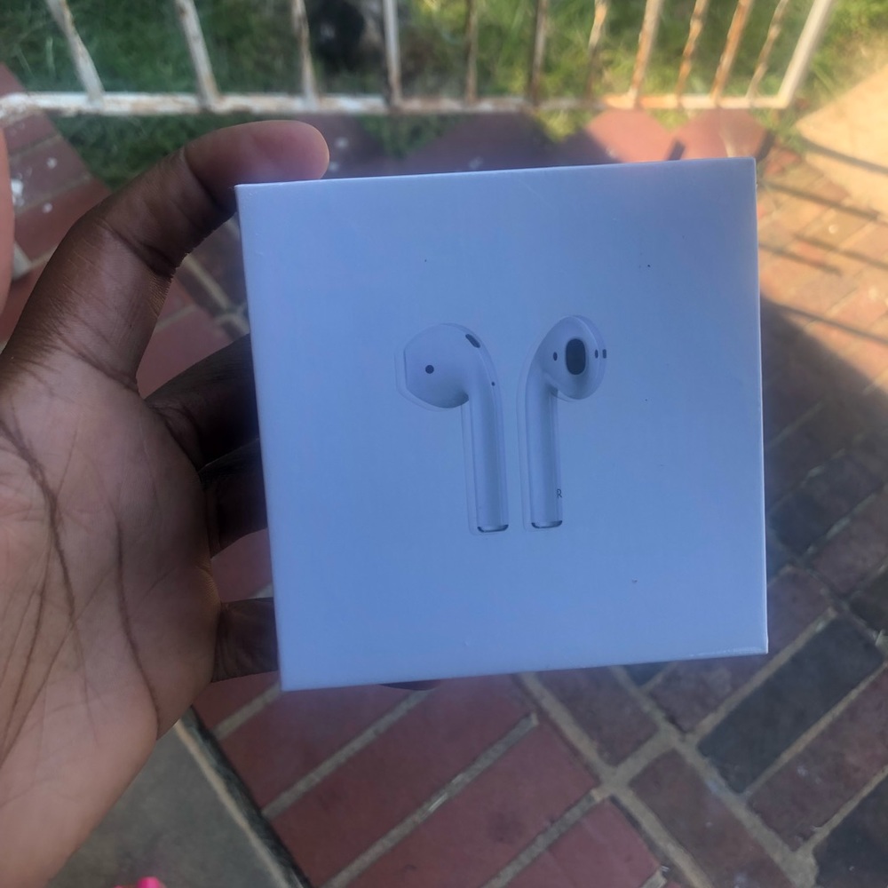 Ipods - Picture 5 of 7